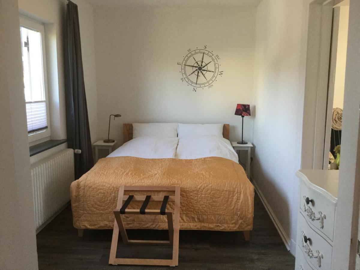 Ferienhaus Us Luett Hus Und Das Zimmer Linde Im Haupthaus โอลเดนบวร์ก ภายนอก รูปภาพ